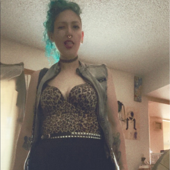 Meet your Posher, Skye - Picture 7 of 7